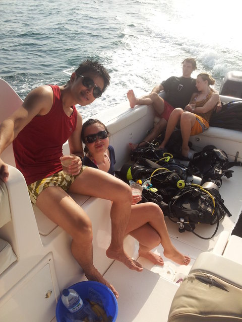 Arabian Diver - Dive Center in United Arab Emirates
